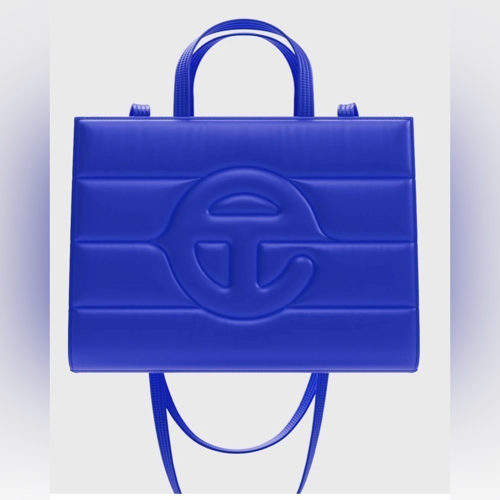 Medium painters tape Telfar puff